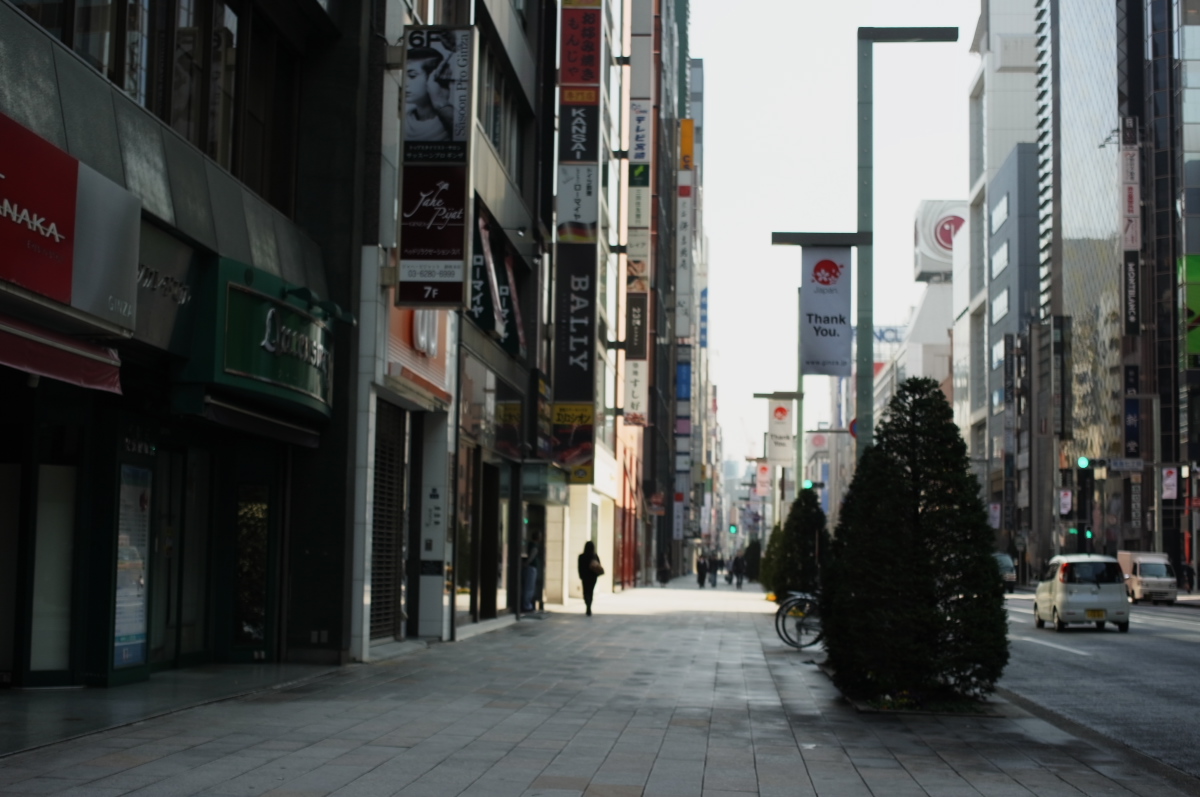 朝の銀座